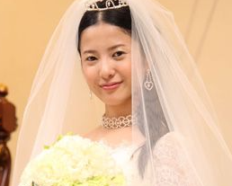 吉高由里子　ウェディングドレス