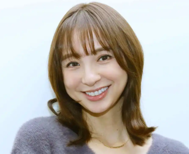 篠田麻里子