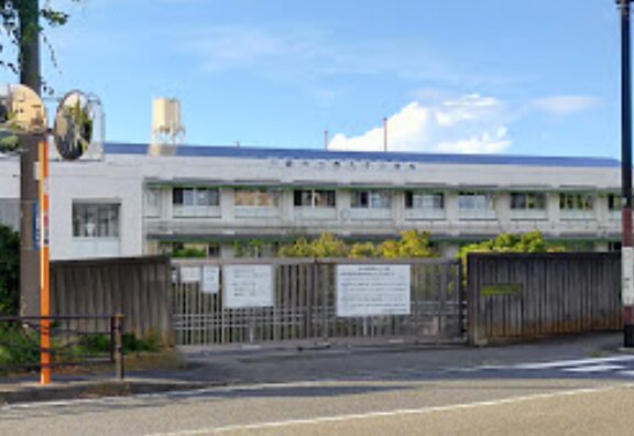 川崎市立西丸子小学校