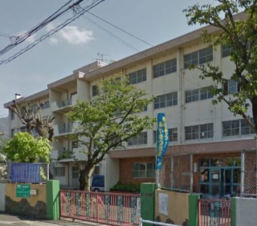 北九州市立足立小学校